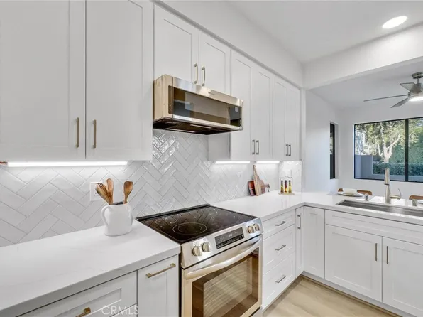 5744 E Creekside Ave Unit 26, Orange, CA 92869