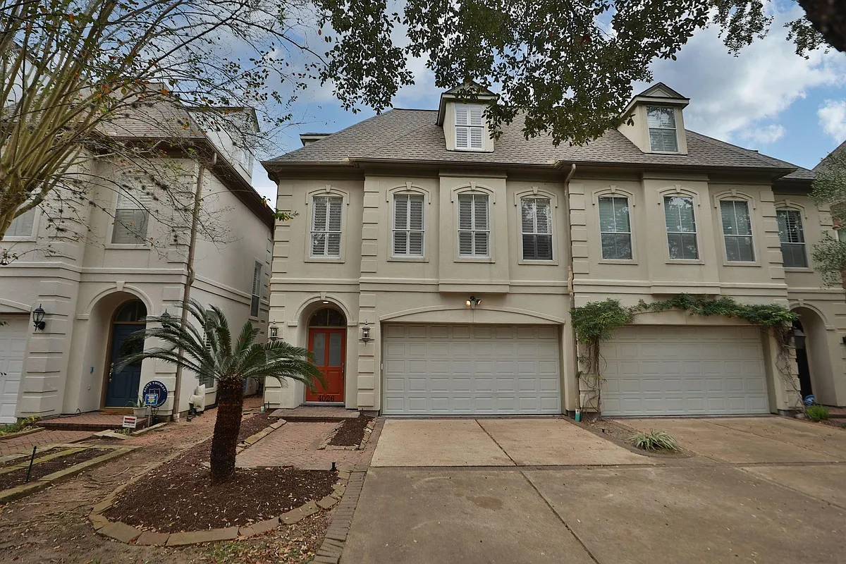 Building Photo - 4026 Gramercy St