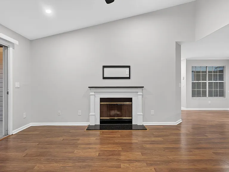 100 Ironwood Dr #133 — Photo 10