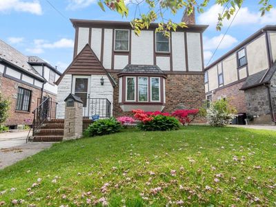 29-31 170th Street, Flushing, NY, 11358