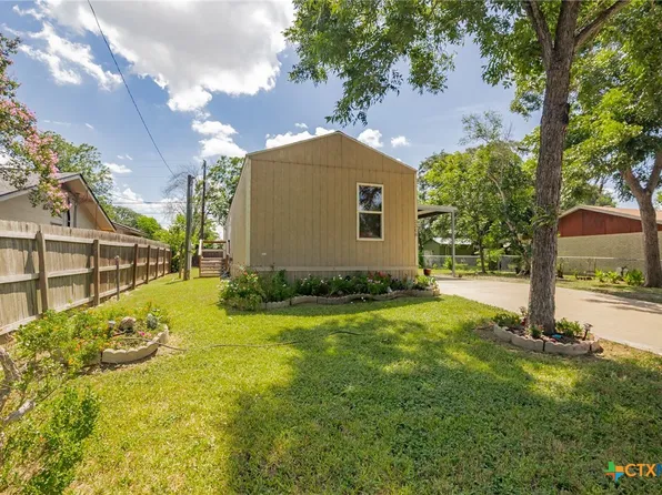 3308 Catalpa St, Victoria, TX 77901