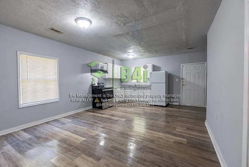 3 bed, 1.0 bath, 1632 sqft, $1,295 — Photo 4