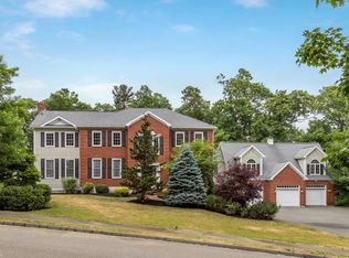 2 Murphy Way, Lynnfield, MA 01940