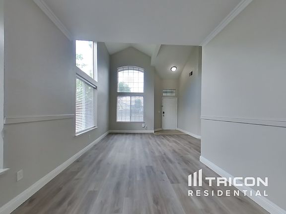 3rd image of 8704 Port Haywood Way