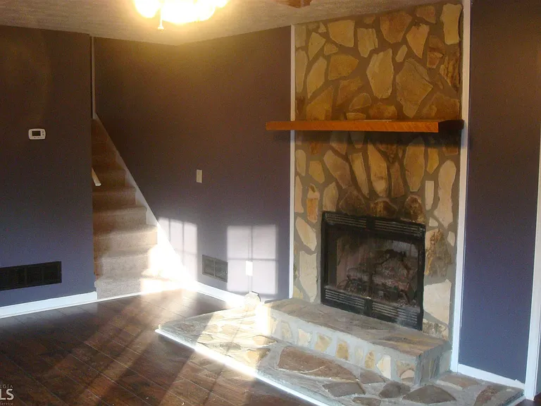 130 Fawn Cir — Photo 3