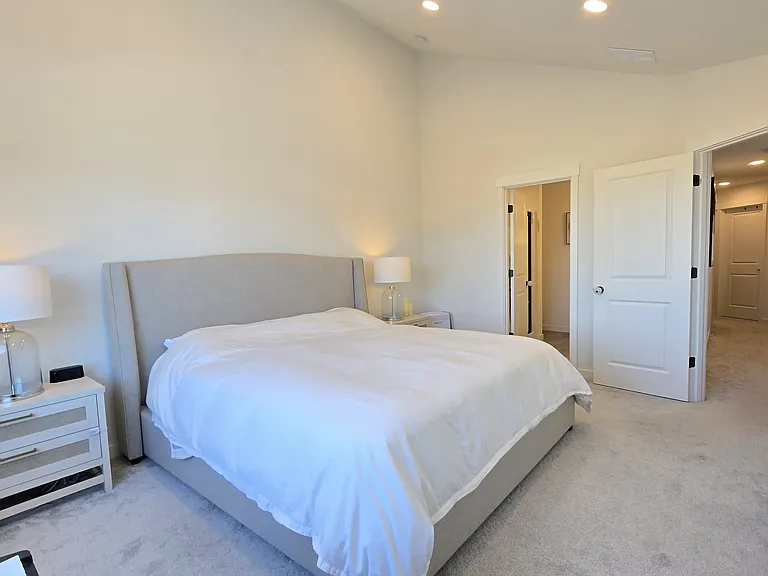 3001 S Heather St — Photo 1