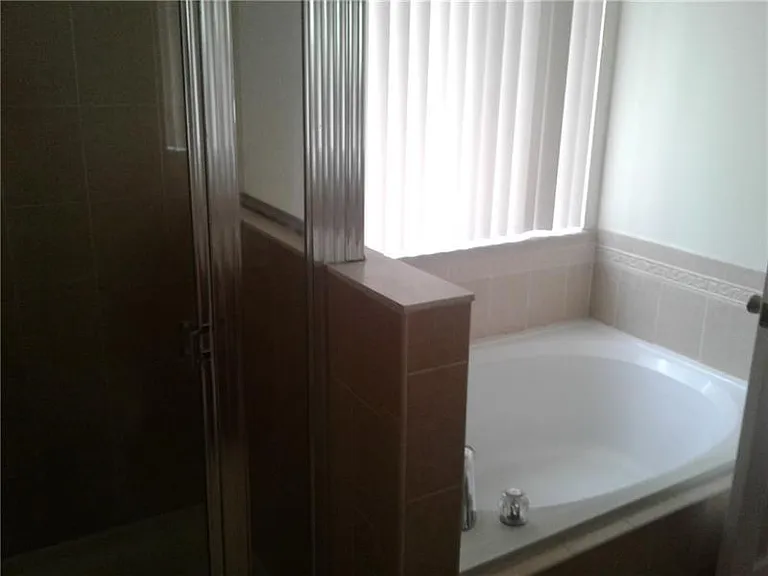 1752 SW Airoso Blvd — Photo 8