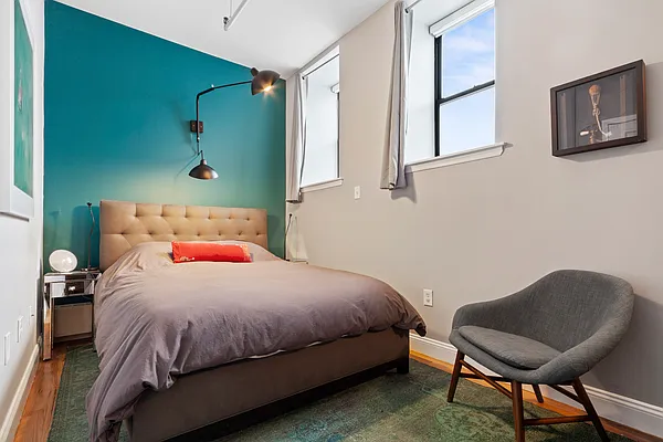 Sold by Compass | media 5