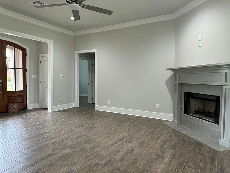 520 Half Moon Ct — Photo 2
