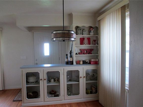 4th image of 105 Norlane Dr