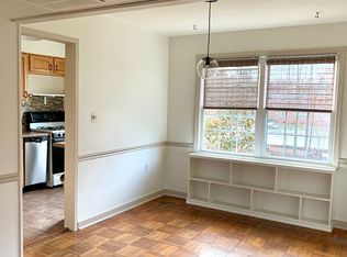 6612 10th St UNIT B2, Alexandria, VA 22307