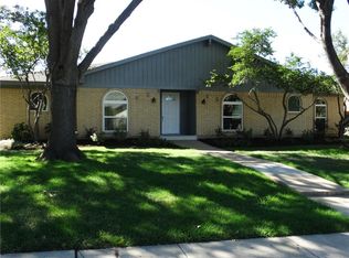 1444 Glenhill Ln, Lewisville, TX 75077