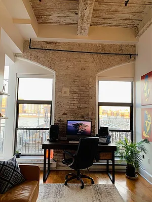 Rented by Dream Space Realty | media 18