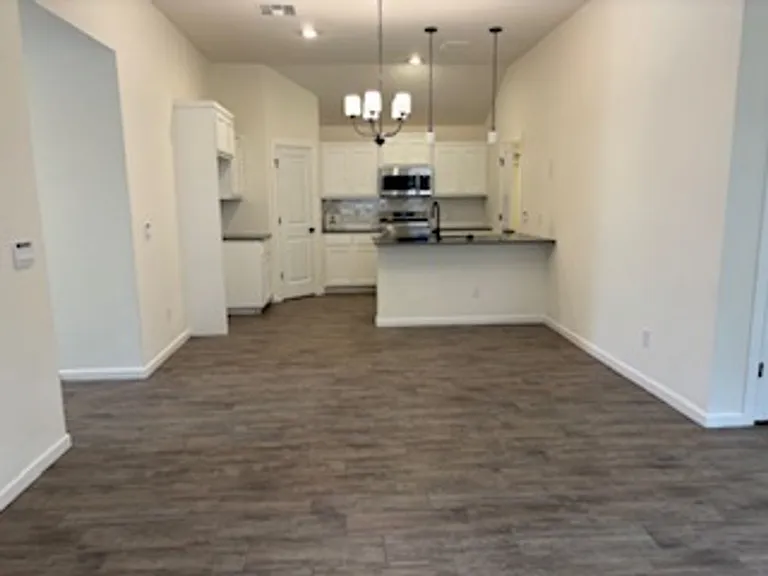 18104 Austin Ct — Photo 7