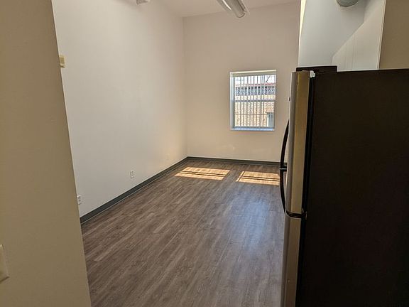 3rd image of 155 Liberty St NE Ste 470