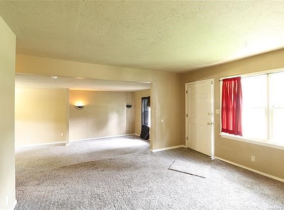 Living Room from Hall to Bedrooms