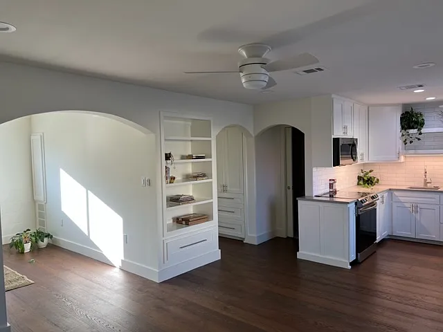 Studio, 590 sqft, $1,840 — Photo 4