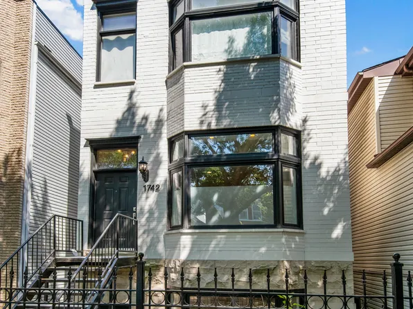 1742 W Pierce Ave, Chicago, IL 60622