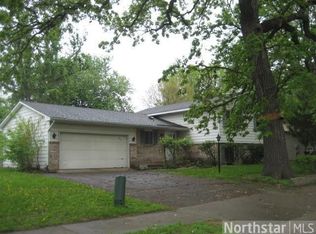 613 Hall Ln, Minneapolis, MN 55411