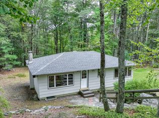 120 Walnut St, Dingmans Ferry, PA 18328