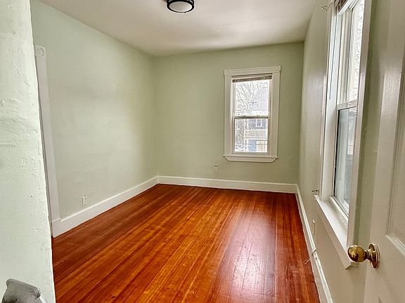 3rd image of 15 Dunlap St #1