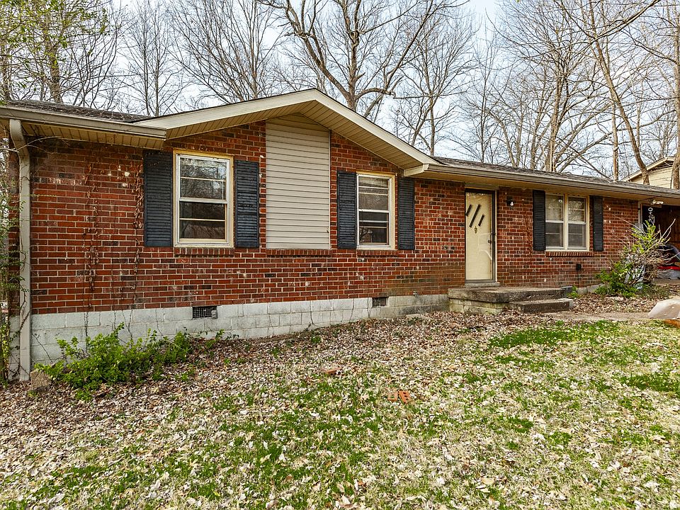 2nd image of 113 Evergreen Cir