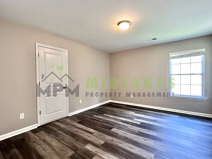 464 Edenhall Dr — Photo 55
