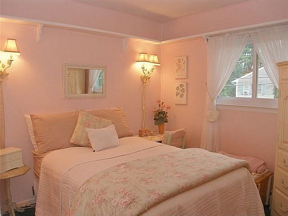 5th image of 38 Grove St