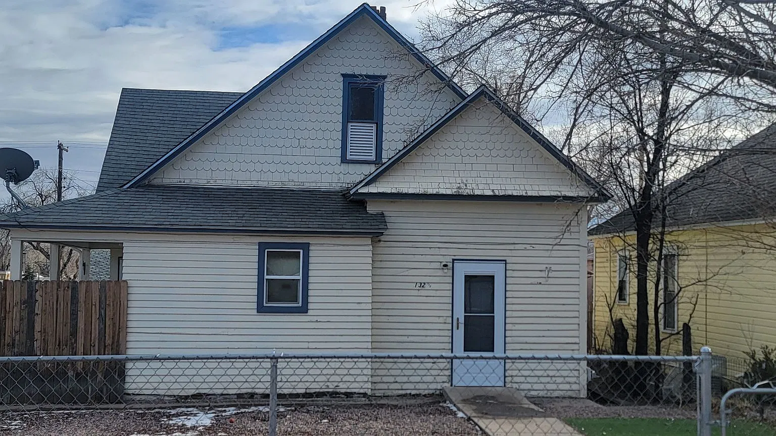 Duplex near downtown Canon City — Photo 1