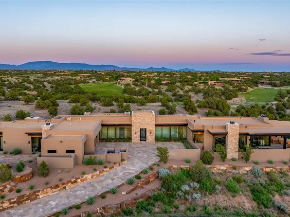 4 Deer Stalker, Santa Fe, NM 87506