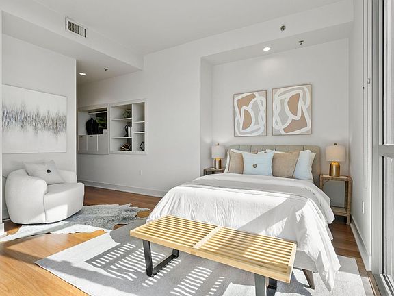 5th image of 239 Brannan St Unit 18E