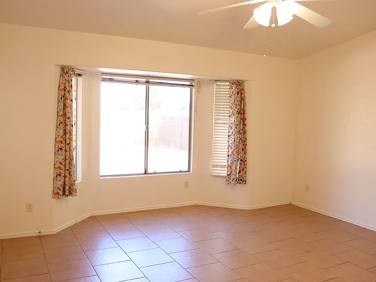 3357 Plaza Candida — Photo 10