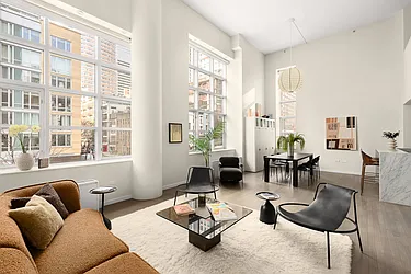 310 East 53rd Street #2/3D image 1 of 13