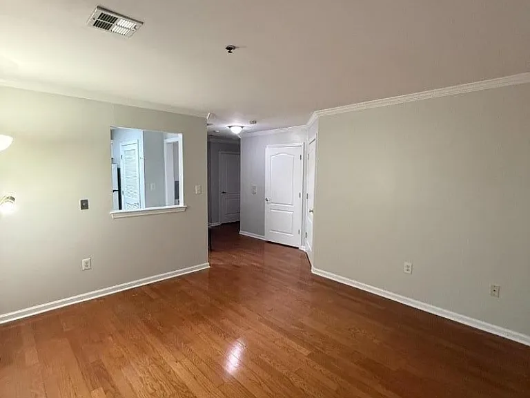 901 Stuyvesant Ave #110 — Photo 9