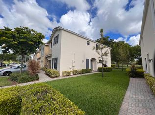 311 NE 194th Ln UNIT 311, Miami, FL 33179