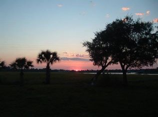 120 E Edgewater Dr, Charleston, SC 29407