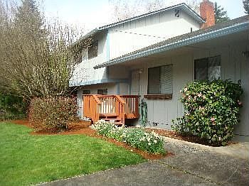 2nd image of 13812 SE 22nd St