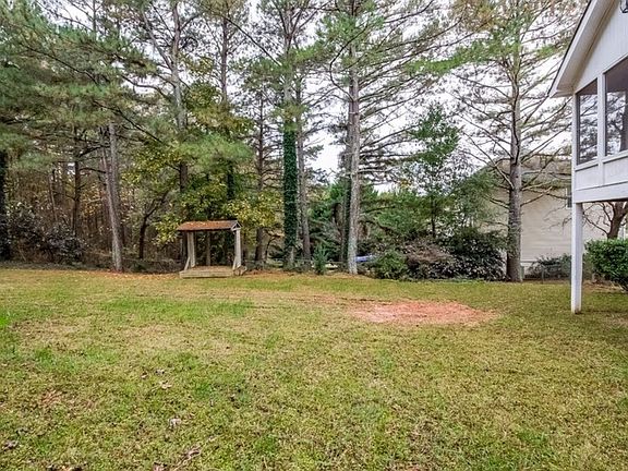 2nd image of 3205 Willow Park Dr