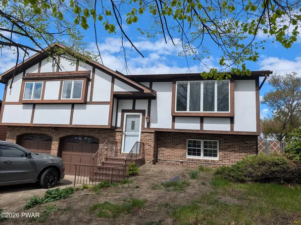 76 Brader Dr, Wilkes Barre, PA 18705