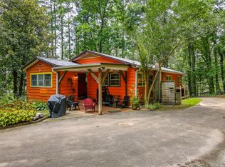 130 Hays Cir, Franklin, NC 28734