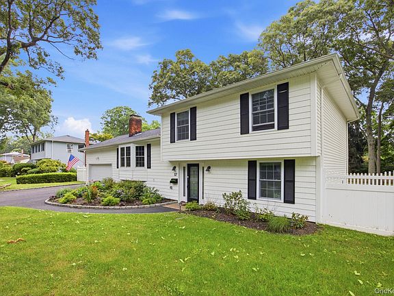 3rd image of 57 Brooksite Drive