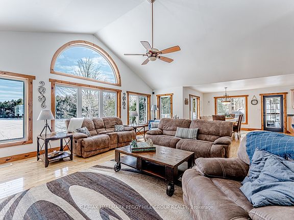 3rd image of 1070 S Ril Lake Rd