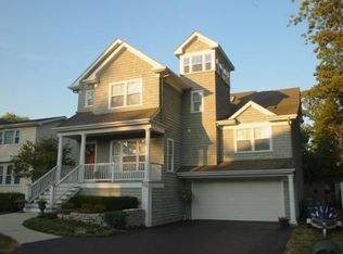 922 Madison Ave, Wauconda, IL