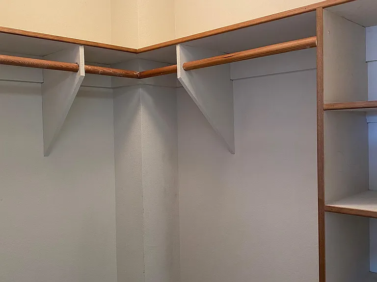 1117 Laguna Ave #5 — Photo 23
