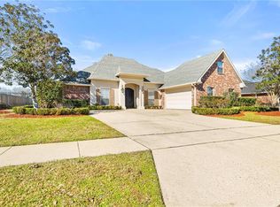 109 Lac Cypriere Dr, Luling, LA 70070