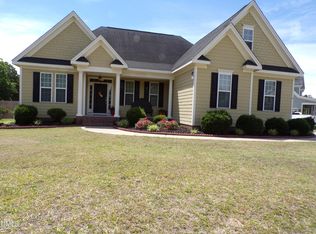 8201 Plum Bush Ct, Willow Spring, NC 27592