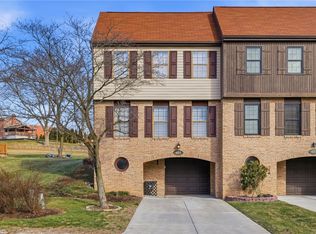 401 Maywood Dr, Bethel Park, PA