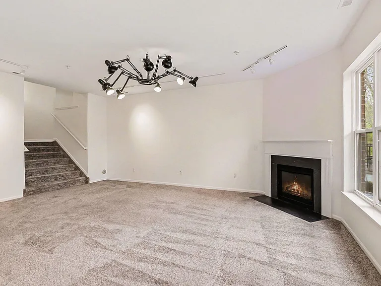 3157 Asher Rd — Photo 11
