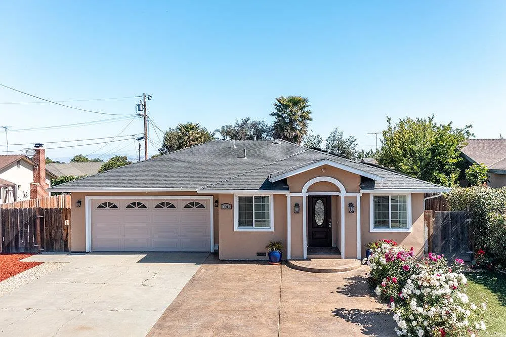 1270 Ramona Ave photo 1
