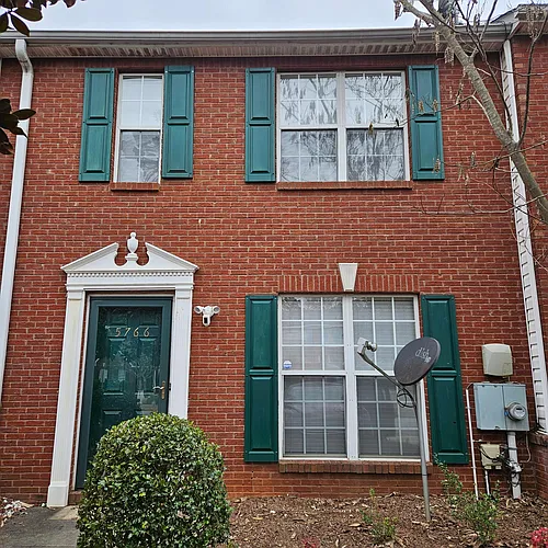 5766 Strathmoor Manor Cir Photo 1